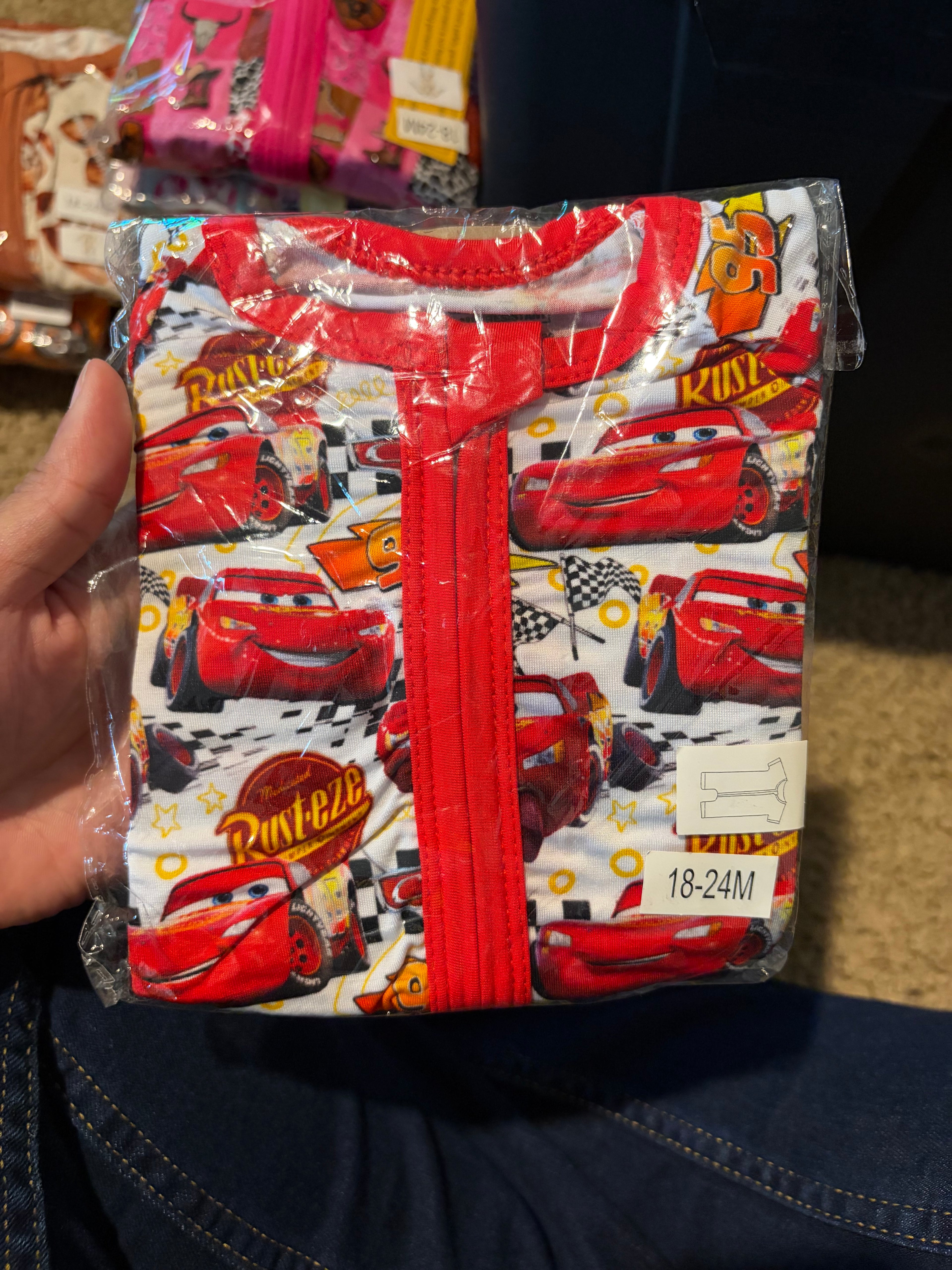 Red cars shorty