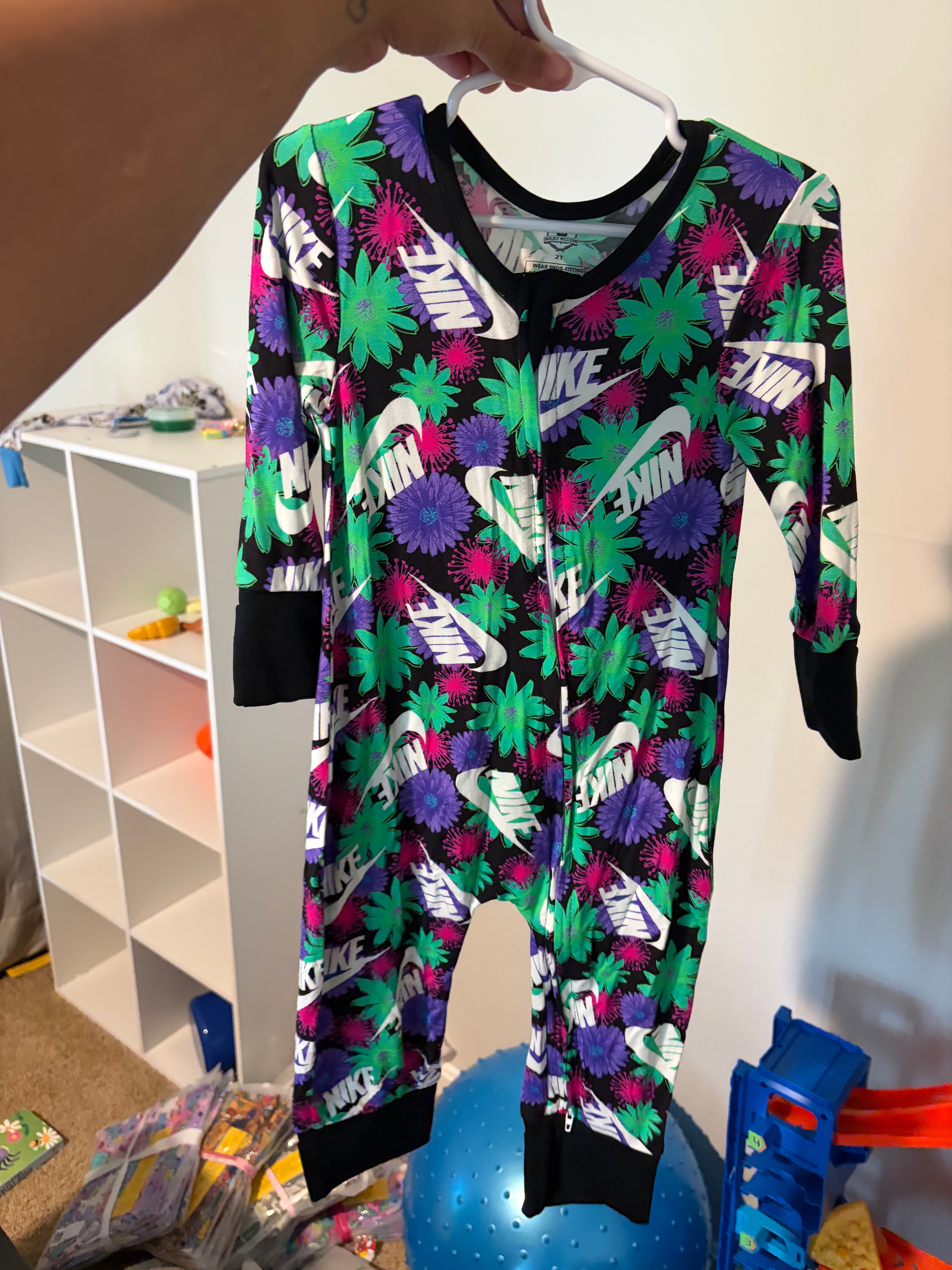 Floral Nike Zippy