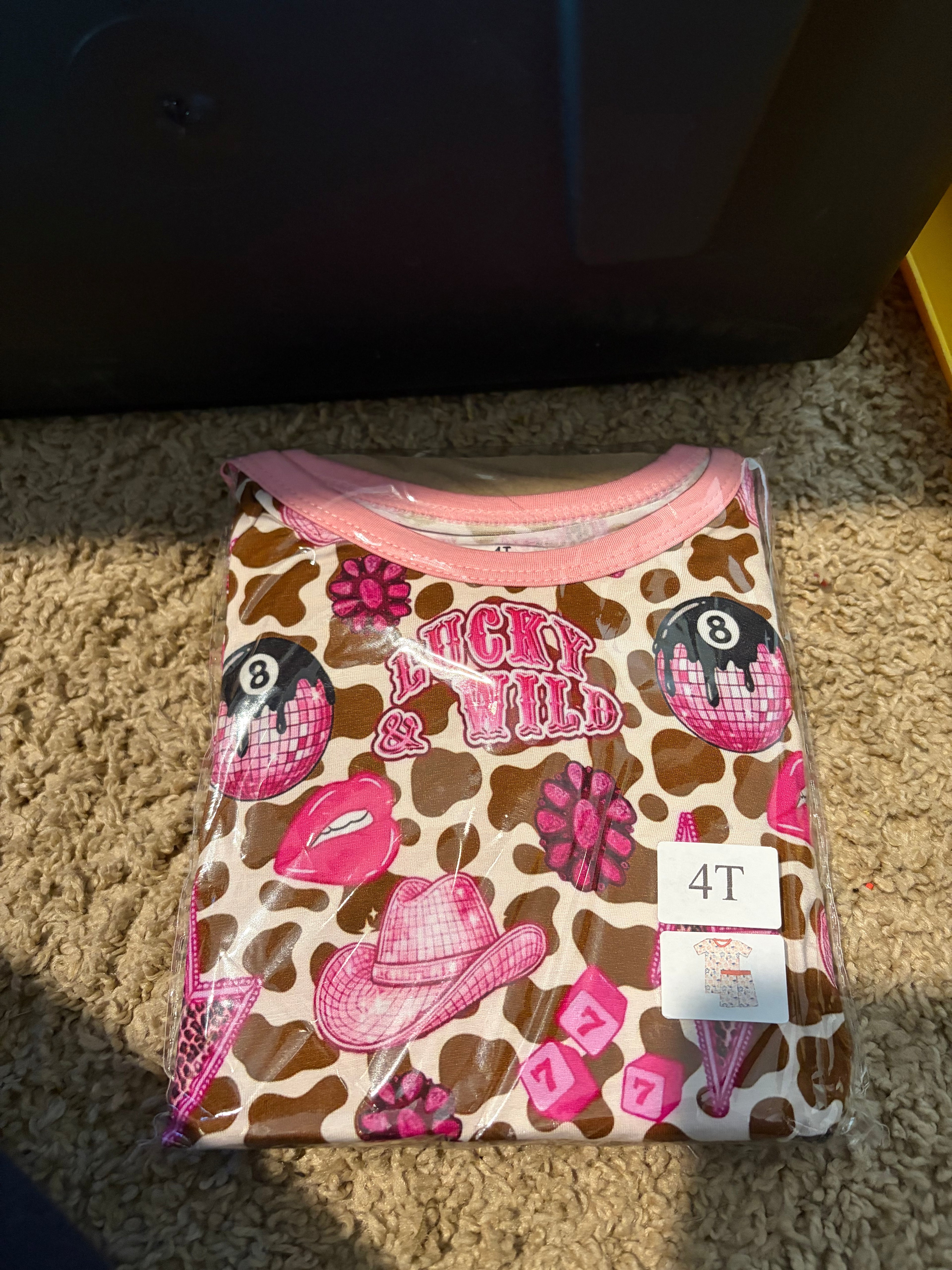 Lucky and Wild Short Set
