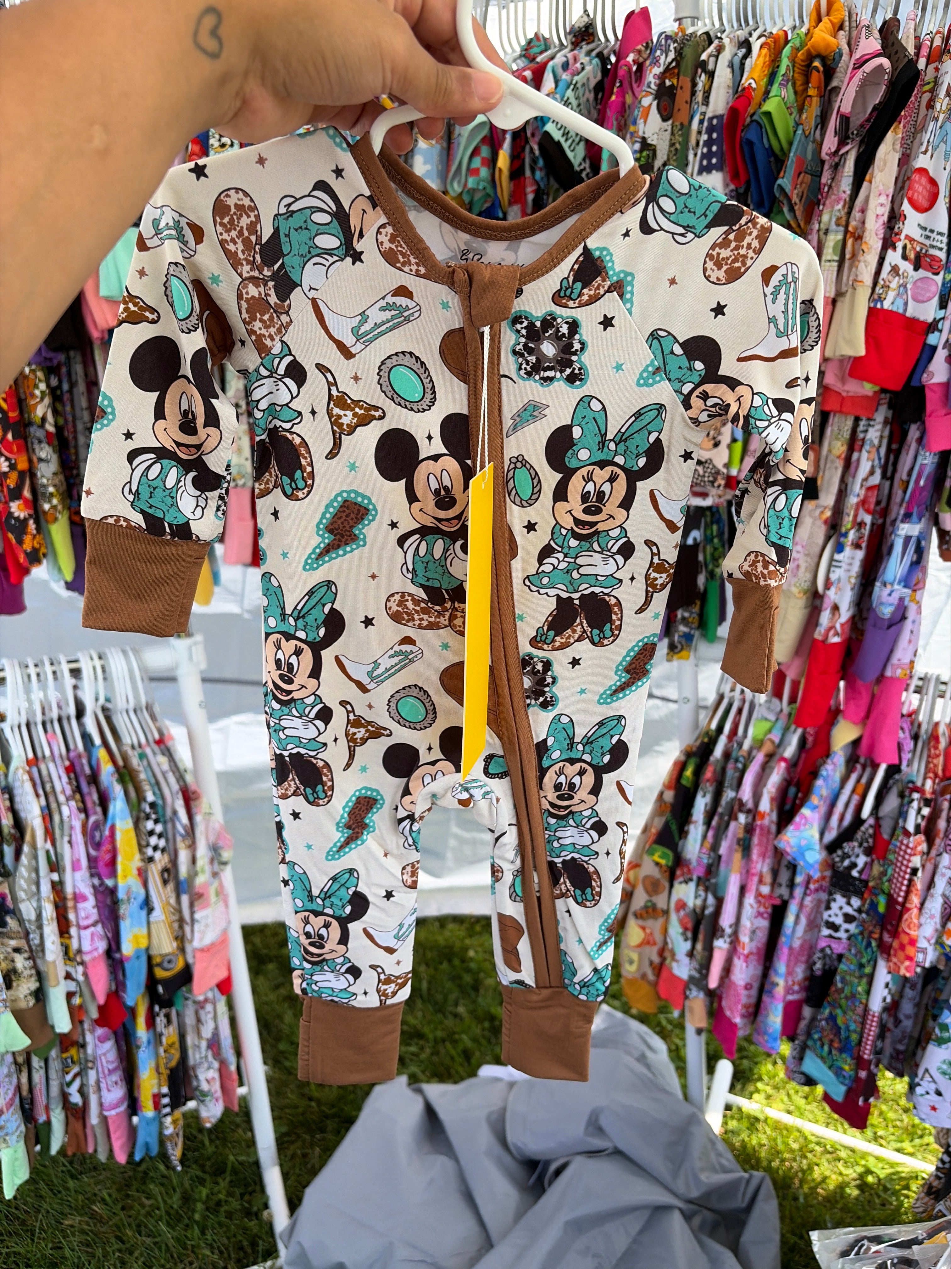 Western Mickey Zippy